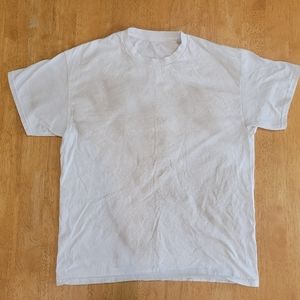EUC white and gray spray paint tee shirt